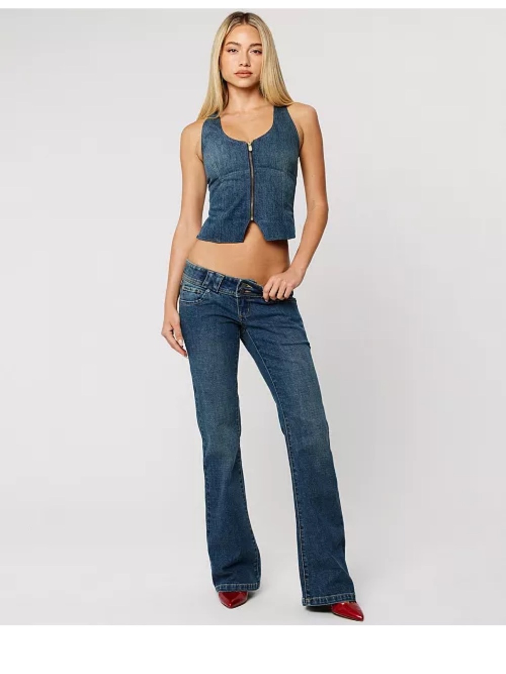 Abrand Super Low NWOT Dark Blue Bootcut Flare Jeans Size 28